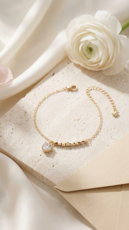LYRA COLLECTION
